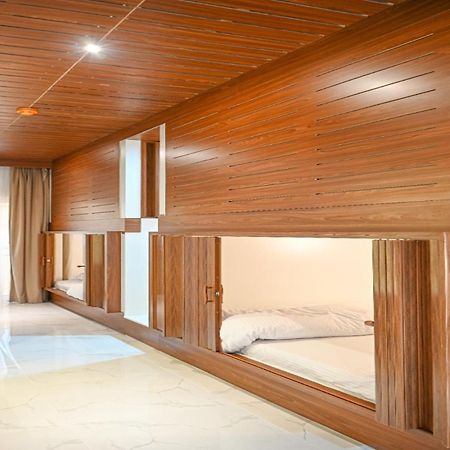 Yoi Pod Hostel - Deira Dubai Ngoại thất bức ảnh